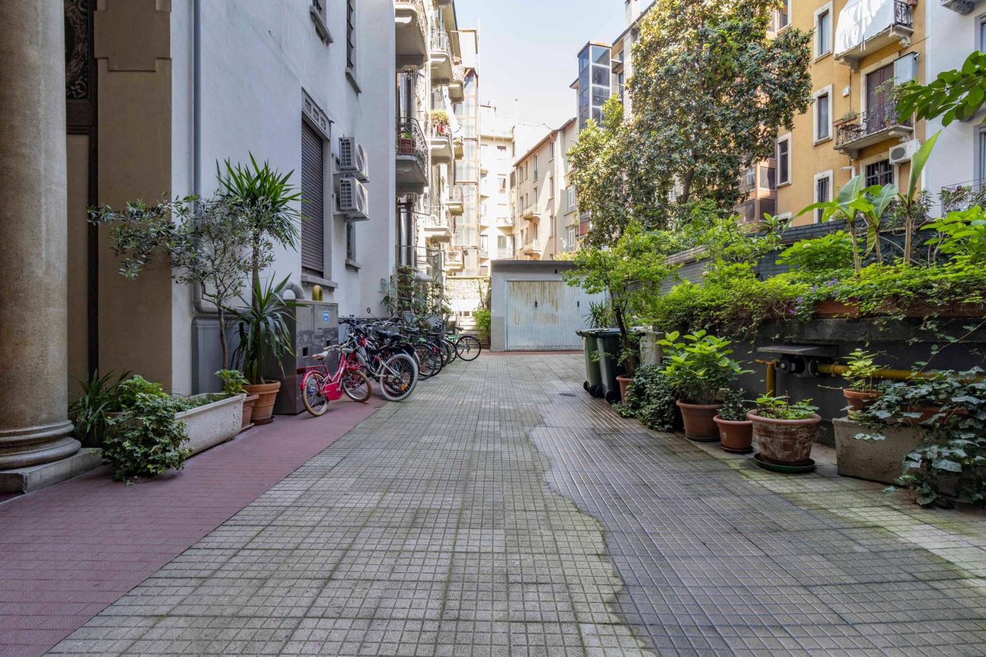 Stradivarius House - Carozzi Apartments Milão Exterior foto